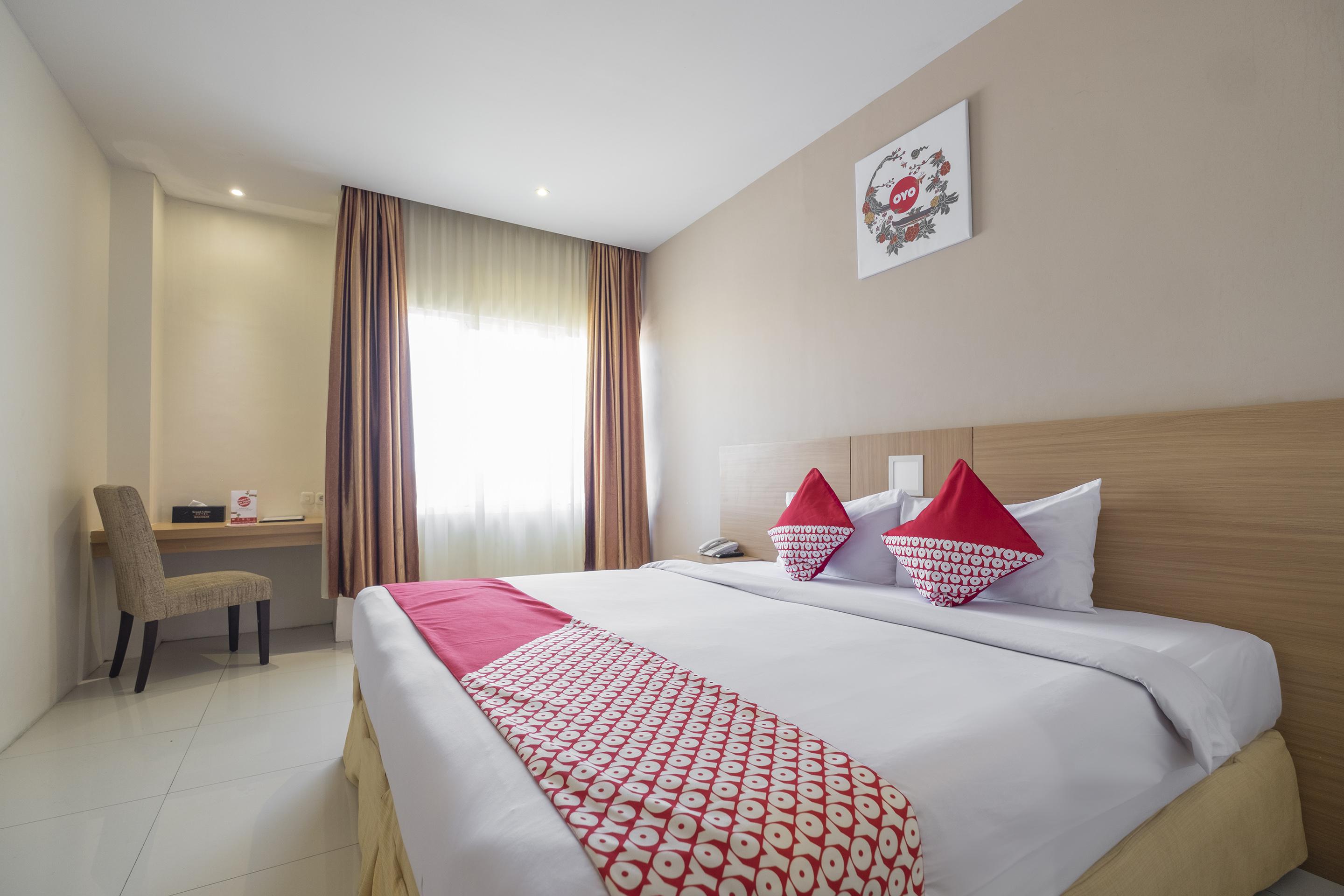 Collection O 1279 Hotel Grand Celino Макасар Екстериор снимка